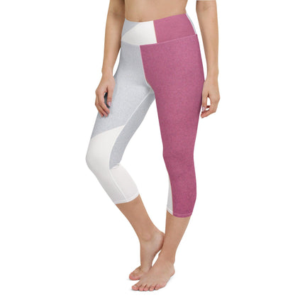 Lipstick Women's Yoga Capri Leggings - Trump Tees